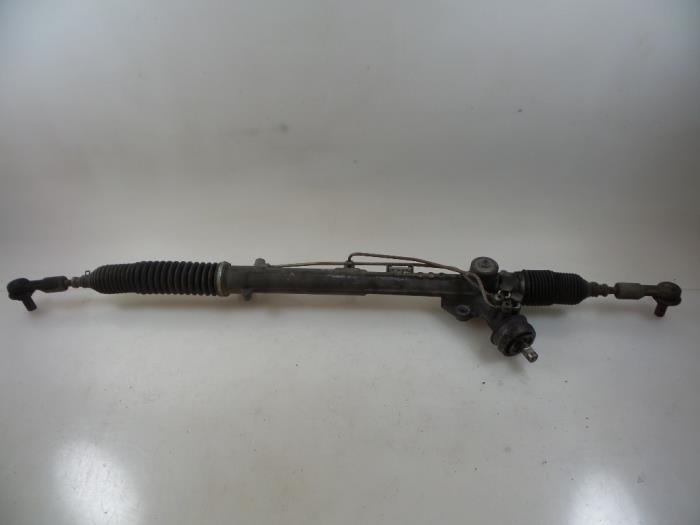 Servostyrningsbox från en Skoda Superb (3U4) 2.8 V6 30V 2002