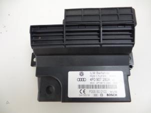 Begagnade Dator, belysningsmodul Audi A6 Avant Quattro (C6) 3.2 V6 24V FSI Pris € 50,00 Marginaltabell erbjuds av Autobedrijf Broekhuis B.V.