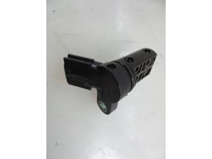 Używane Czujnik walu korbowego Nissan Note (E11) 1.4 16V Cena € 15,00 Procedura marży oferowane przez Autobedrijf Broekhuis B.V.
