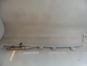 Gebruikte Airbag hemel links Toyota iQ 1.0 12V VVT-i Prijs € 25,00 Margeregeling aangeboden door Autobedrijf Broekhuis B.V.