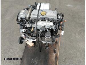 Gebruikte Motor Opel Signum (F48) 2.2 DTI 16V Prijs € 250,00 Margeregeling aangeboden door Autobedrijf Broekhuis B.V.