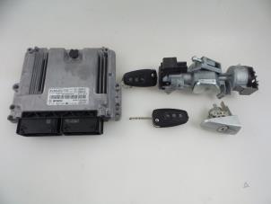 Gebruikte Computer Inspuit Ford Grand C-Max (DXA) 1.5 TDCi 95 16V Prijs € 175,00 Margeregeling aangeboden door Autobedrijf Broekhuis B.V.