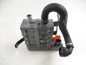 Begagnade Värmare Porsche Cayenne II (92A) 3.0 S E-Hybrid 24V Pris € 160,00 Marginaltabell erbjuds av Autobedrijf Broekhuis B.V.