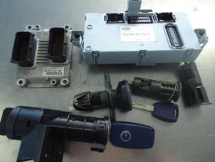 Begagnade Insprutningsdator Fiat Stilo MW (192C) 1.4 16V Pris € 75,00 Marginaltabell erbjuds av Autobedrijf Broekhuis B.V.