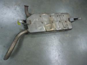 Gebruikte Uitlaat Einddemper Renault Laguna II Grandtour (KG) 1.6 16V Prijs € 25,00 Margeregeling aangeboden door Autobedrijf Broekhuis B.V.