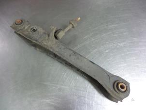 Begagnade Bakre gaffelben, höger Mitsubishi Space Star (DG) 1.3 16V Pris € 15,00 Marginaltabell erbjuds av Autobedrijf Broekhuis B.V.