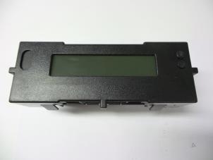 Gebruikte Display Interieur Renault Megane II Grandtour (KM) 1.5 dCi 105 Prijs € 15,00 Margeregeling aangeboden door Autobedrijf Broekhuis B.V.