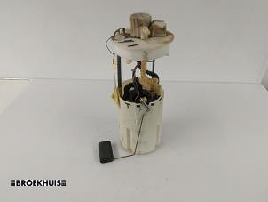 Używane Elektryczna pompa paliwa Alfa Romeo 146 (930B) 1.4 Twin Spark 16V Cena € 15,00 Procedura marży oferowane przez Autobedrijf Broekhuis B.V.