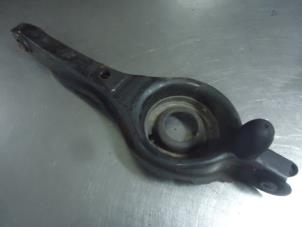 Begagnade Bakre gaffelben, höger Volvo C30 (EK/MK) 1.6 D 16V Pris € 25,00 Marginaltabell erbjuds av Autobedrijf Broekhuis B.V.