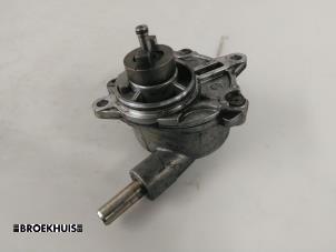 Begagnade Vakuumpump (diesel) Mercedes Sprinter 3t (903) 316 CDI 20V Pris € 24,20 Inklusive moms erbjuds av Autobedrijf Broekhuis B.V.