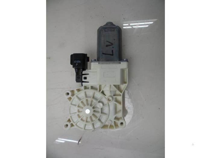 Motor, dörrfönster från en Land Rover Discovery Sport (LC) 2.0 Si4 16V 2015