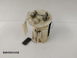 Begagnade Elektrisk bränslepump Opel Astra H GTC (L08) 1.9 CDTi 120 Pris € 30,00 Marginaltabell erbjuds av Autobedrijf Broekhuis B.V.