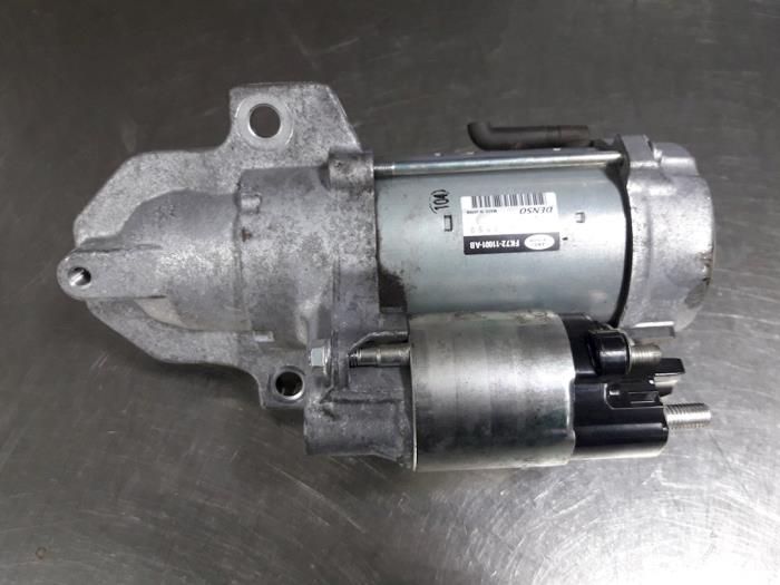 Startmotor från en Land Rover Discovery Sport (LC) 2.0 Si4 16V 2015