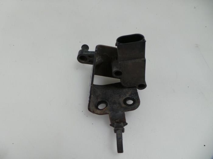 Xenon-höjdjustering från en Land Rover Discovery Sport (LC) 2.0 Si4 16V 2015