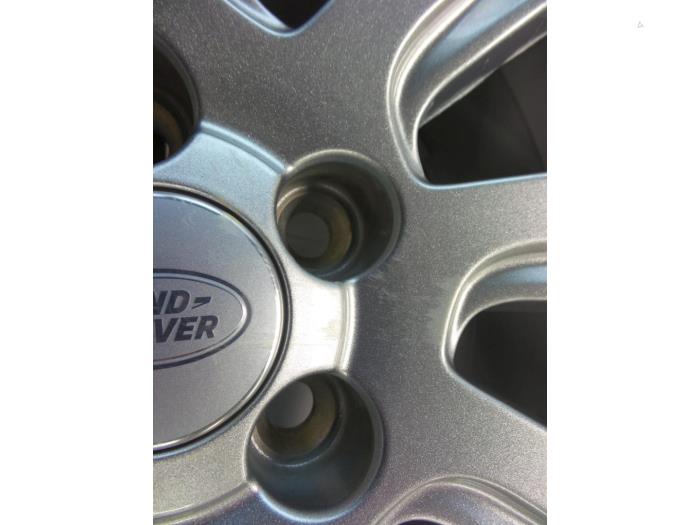 Sporthjulsuppsättning + däck från en Land Rover Discovery Sport (LC) 2.0 Si4 16V 2015