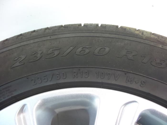 Sporthjulsuppsättning + däck från en Land Rover Discovery Sport (LC) 2.0 Si4 16V 2015