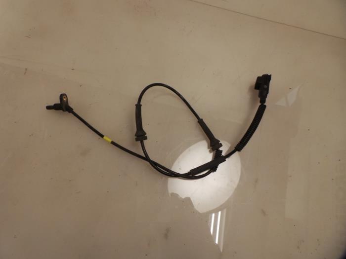 ABS-sensor från en Land Rover Discovery Sport (LC) 2.0 Si4 16V 2015