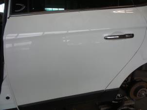 Gebruikte Portier 4Deurs links-achter Lancia Delta (844) 2.0 D Multijet 16V 165 Prijs € 250,00 Margeregeling aangeboden door Autobedrijf Broekhuis B.V.