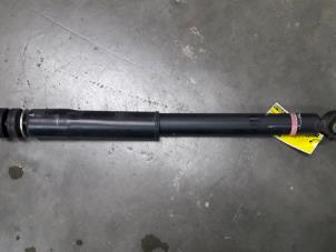 Gebruikte Schokdemper set Suzuki Celerio (LF) 1.0 12V Prijs € 20,00 Margeregeling aangeboden door Autobedrijf Broekhuis B.V.