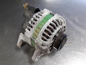 Begagnade Dynamo Hyundai Trajet 2.0 16V Pris € 30,00 Marginaltabell erbjuds av Autobedrijf Broekhuis B.V.