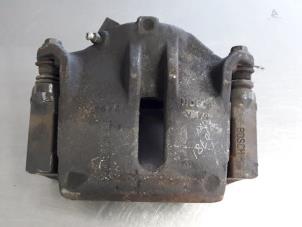 Begagnade Främre bromsok, höger Renault Megane II (BM/CM) 1.9 dCi 120 Pris € 25,00 Marginaltabell erbjuds av Autobedrijf Broekhuis B.V.