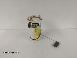 Begagnade Elektrisk bränslepump Renault Espace (JK) 2.0 Turbo 16V Grand Espace Pris € 35,00 Marginaltabell erbjuds av Autobedrijf Broekhuis B.V.