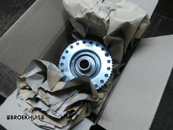 Remskiva, vevaxel från en Land Rover Discovery Sport (LC) 2.0 Si4 16V 2015