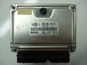 Używane Sterownik wtrysku Volkswagen Passat Variant (3B6) 1.9 TDI 100 Cena € 35,00 Procedura marży oferowane przez Autobedrijf Broekhuis B.V.