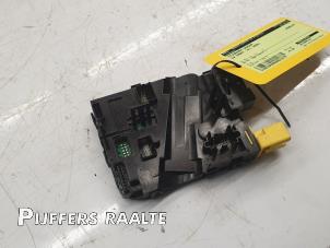 Begagnade Styrvinkelsensor Volkswagen Caddy III (2KA,2KH,2CA,2CH) 1.9 TDI Pris € 45,00 Marginaltabell erbjuds av Pijffers B.V. Raalte