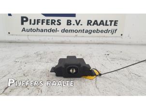 Gebruikte Sensor (overige) Mercedes C (W205) C-300 CDI 2.2 BlueTEC Hybrid, C-300 h 16V Prijs € 100,00 Margeregeling aangeboden door Pijffers B.V. Raalte