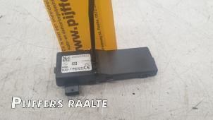 Gebruikte Centrale Deurvergrendelings Module Opel Insignia Sports Tourer 1.6 Turbo 16V Ecotec Prijs € 13,00 Margeregeling aangeboden door Pijffers B.V. Raalte