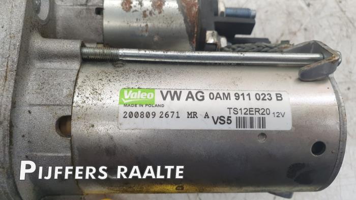 Startmotor från en Volkswagen Golf VI (5K1) 1.4 TSI 122 16V 2009