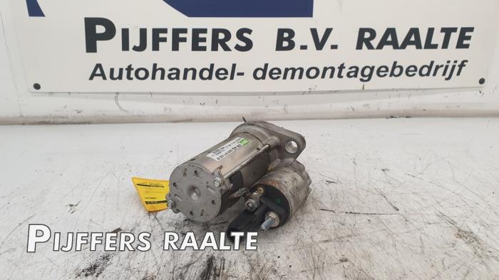 Startmotor från en Volkswagen Golf VI (5K1) 1.4 TSI 122 16V 2009