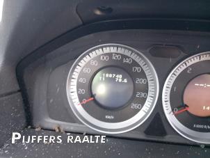 Gebruikte Kilometerteller KM Volvo XC70 (BZ) 2.0 D3 20V Prijs € 120,00 Margeregeling aangeboden door Pijffers B.V. Raalte