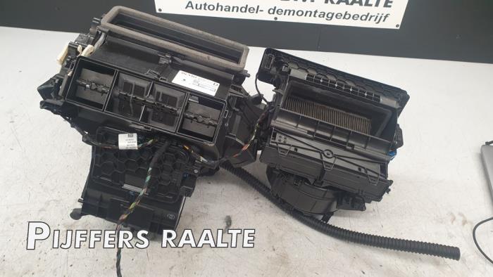 Värmarhus från en Volkswagen Crafter (SY) 2.0 TDI 4Motion 2020