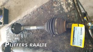 Używane Os napedowa lewy przód Volkswagen Caddy III (2KA,2KH,2CA,2CH) 2.0 Ecofuel Cena € 50,00 Procedura marży oferowane przez Pijffers B.V. Raalte