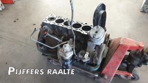 Begagnade Motor, vevhus Volkswagen Transporter/Caravelle T4 2.5 TDI Pris € 500,00 Marginaltabell erbjuds av Pijffers B.V. Raalte