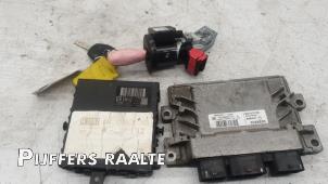 Begagnade Dator, motorstyrning Renault Twingo II (CN) 1.2 16V Pris € 199,00 Marginaltabell erbjuds av Pijffers B.V. Raalte