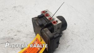 Używane Pompa ABS Iveco New Daily V 29L13V, 35C13V, 35S13V, 40C13V, 40S13V Cena € 302,50 Z VAT oferowane przez Pijffers B.V. Raalte