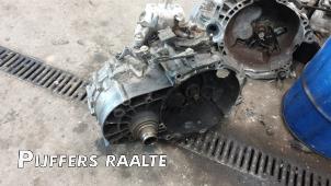Gebruikte Versnellingsbak Volkswagen Sharan (7M8/M9/M6) 2.0 TDI Prijs € 299,00 Margeregeling aangeboden door Pijffers B.V. Raalte