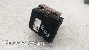 Używane Pompa ABS Iveco New Daily IV 35C13V, C13V/P, S13V, S13V/P Cena € 302,50 Z VAT oferowane przez Pijffers B.V. Raalte