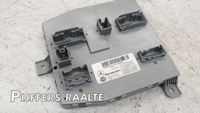 Dator , karosskontroll (BCM) från en Mercedes-Benz C Estate (S205) C-180 1.6 16V BlueEfficiency 2017