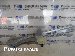 Gebruikte Raammotor Portier Ford Tourneo Custom Prijs € 20,00 Margeregeling aangeboden door Pijffers B.V. Raalte