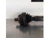 Drivaxel, höger fram från en Volkswagen Passat Variant (3B6) 1.9 TDI 100 2005