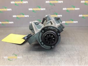 Gebruikte Startmotor Opel Vectra II Estate 3.0 V6 CDTI 24V Prijs € 30,00 Margeregeling aangeboden door Autorecycling Joure B.V.