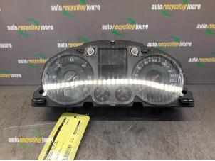 Gebruikte Kilometerteller KM Volkswagen Passat Variant (3C5) 2.0 TDI 16V 140 Prijs € 34,99 Margeregeling aangeboden door Autorecycling Joure B.V.