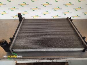 Begagnade Kylare Audi A2 (8Z0) 1.6 FSI 16V Pris € 35,00 Marginaltabell erbjuds av Autorecycling Joure B.V.