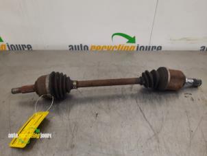 Używane Os napedowa lewy przód Nissan Micra (K12) 1.4 16V Cena € 30,00 Procedura marży oferowane przez Autorecycling Joure B.V.