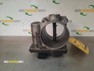 Gebruikte Gasklephuis Opel Vectra II Estate 3.0 V6 CDTI 24V Prijs € 45,00 Margeregeling aangeboden door Autorecycling Joure B.V.