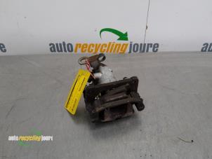 Gebruikte Remklauw (Tang) rechts-achter Fiat Bravo (198A) 1.4 16V Prijs € 59,95 Margeregeling aangeboden door Autorecycling Joure B.V.